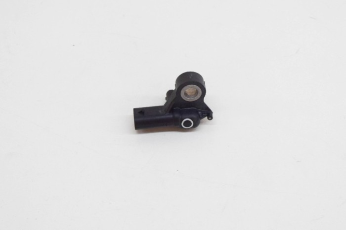 Senzor de impact st&acirc;nga spate AUDI A4 8W2, B9 2018 OEM: 4M0959643 | 11432280