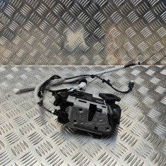 &Icirc;ncuietoare ușă dreapta față VW MULTIVAN T7 STM, STN 2024 OEM: 5TB837016D 32579143