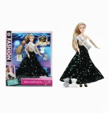 Papusa Emily Fashion Miss World cu rochie eleganta si 2 figurine ursuleti