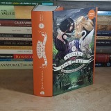 SOMAN CHAINANI - SCOALA PENTRU BINE SI RAU * VOL. 3 : PANA LA ADANCI BATRANETI , ARTHUR , 2021 ( CARTONATA ) *