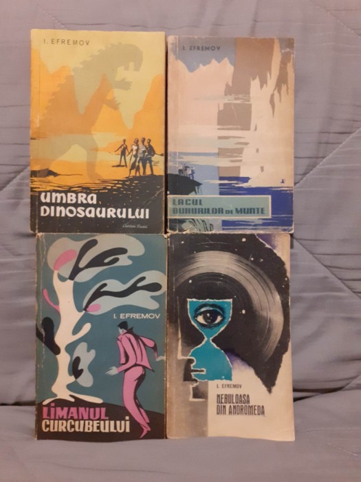 UMBRA DINOSAURULUI/LIMANUL CURCUBEULUI/NEBULOASA DIN ANDROMEDA-IVAN EFREMOV