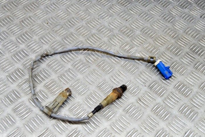Sonda lambda FORD FIESTA VI 2016 17537548