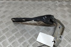 Balama capota st&acirc;nga față PORSCHE CAYENNE 92A 2011 OEM: 7P5823301B,7P5.823.301.B 29998830