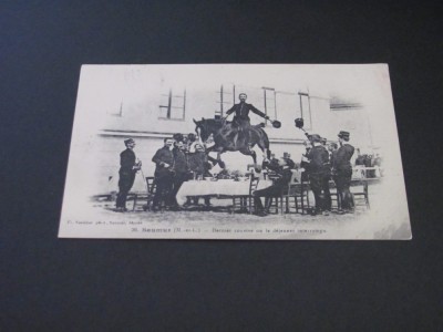 Şcoala de Cavalerie Saumur &amp;bdquo;Dejun Interupt de Săritura Calului&amp;rdquo; Carte Poștală Vintage Franța (posibil perioada 1900-1950) foto