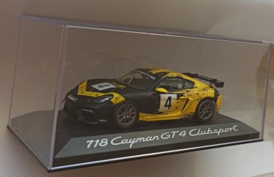 Macheta Porsche 718 Cayman GT4 2019 Forza Motorsport 7 - Minichamps 1/43 foto