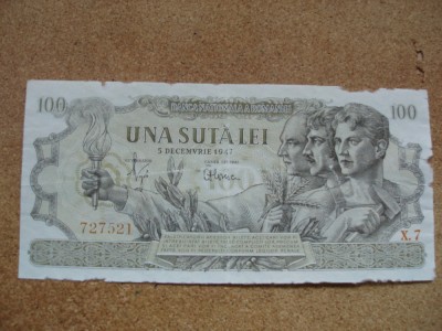 ROMANIA - LOT 100 LEI 1945 PLUS 100 LEI 1947 DETERIORATA B1.2 foto