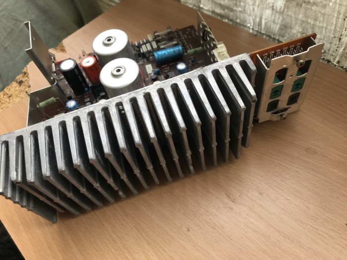 modul amplificator grundig 2 x 30 w