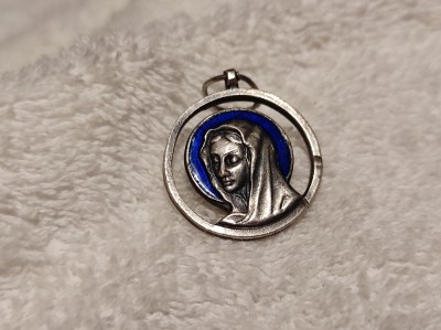 MEDALION FECIOARA MARIA emailat VECHI manopera EXCEPTIONALA de colectie UNIC foto