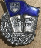 ISGSTR2 Insigna veche Germania de Est (DDR) - FDJ Fur Gutes Wissen, clasa Argint, email