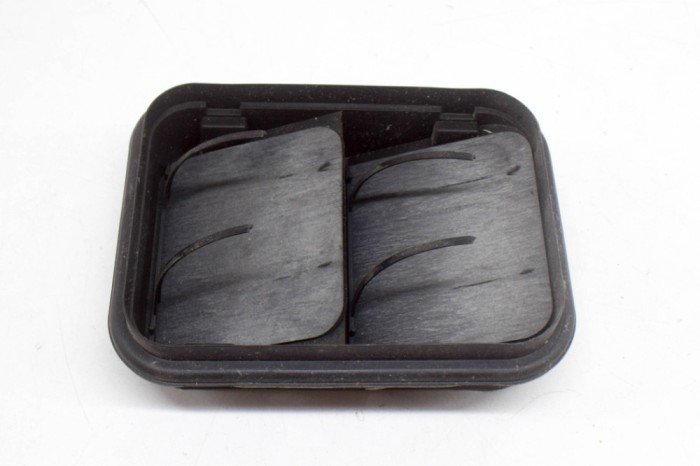 Grila de ventilație caroserie NISSAN QASHQAI II J11, J11_ 2019 OEM: 8200003575,GM911-66963 12240548