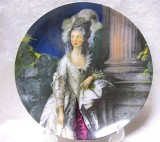 FARFURIE DECORATIVA PORTELAN BAVARIA FEMEIE IN TINUTA DE EPOCA FEMEIA MISTERIOASA DE THOMAS GAINSBOROUGH 25.5 CM