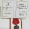 Epoca de Aur - SUPERB Lot COMPLET Medalie - Cutie, Bareta, Brevet anul 1984