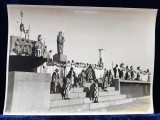 SCENA DIN SPECTACOLUL &#039; LE REVE DE TYRS &#039; - PHOTO CENTROPRESS PRAHA , FORTOGRAFIE PE HARTIE LUCIOASA , MONOCROMA, PERIOADA INTERBELICA