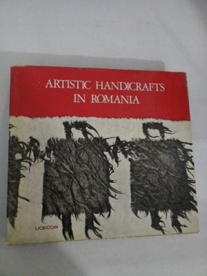 ARTISTIC HANDICRAFTS IN ROMANIA - Olga Horsia / Paul Petrescu foto