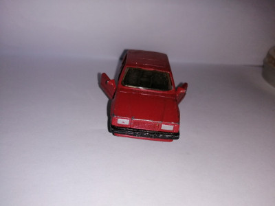 bnk jc Matchbox Volvo 760 1/62 foto