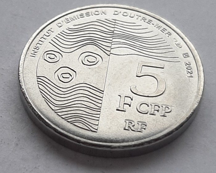 349. Moneda Emisiunile D&#039;Outre Mer 5 francs 2021