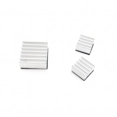 Kit 3 radiatoare Raspberry Pi &ndash; Compatibile cu modele Pi 3 și Pi 4