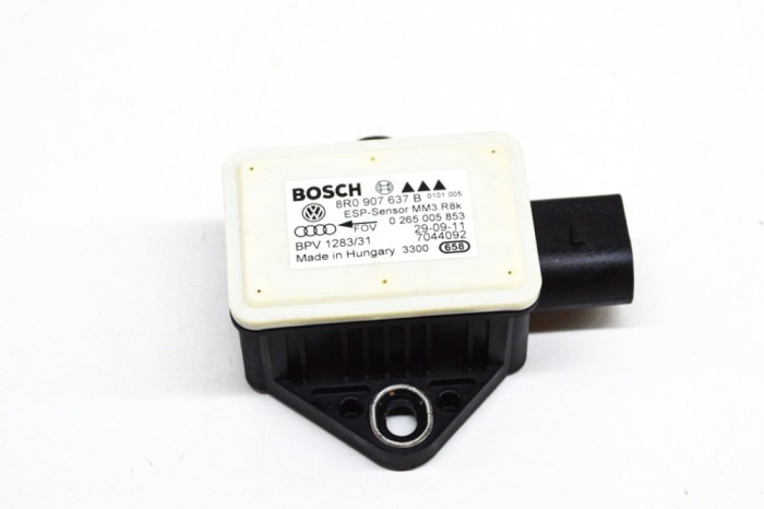 Senzor de accelerație AUDI A5 8T3 2012 OEM: 0265005853,8R0907637B | 17012330