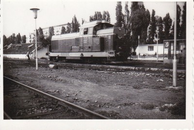 FOTOGRAFIE VECHE CAILE FERATE ROMANE LOCOMOTIVA CFR GARA BASARAB foto