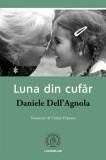 Cumpara ieftin Luna din cufăr