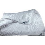 Pilota 4 anotimpuri, matlasata, 200x220 cm, umplutura bilute siliconizate, densitate 320 g m &sup2;, antialergenica, lavabila la 95 C, alb
