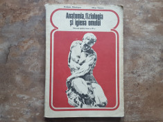 Anatomia, fiziologia si igiena omului - manual pentru clasa a VII-a, 1978 foto