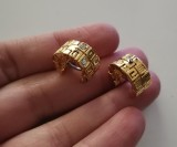 Cercei mici rotunzi VERSACE -inox placati cu aur galben swarovski