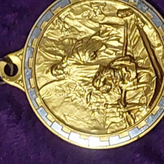 Medalie/distintie/medalion Religios vechi,DUMNEZEU SA VA PAREAZA PE VOI SI COPII