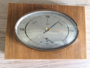 Barometru cu termometru vechi,german | Okazii.ro