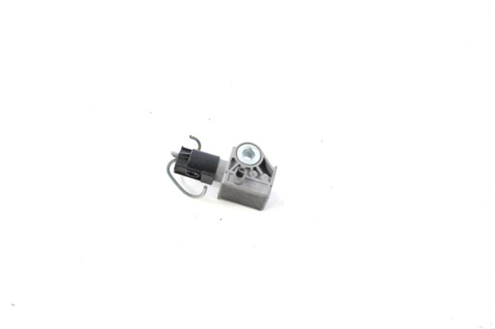 Senzor de impact dreapta față CHRYSLER GRAND VOYAGER V RT 2008 OEM: 04896011AB,A2048201985 11285921