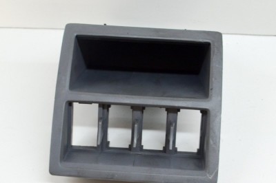 nerasta KIA CARENS II FJ 2003 OEM: 0K2EZ-55311 13745820 foto