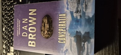 Conspiratia de Dan Brown foto