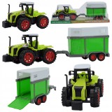 TRACTOR CU REMORCĂ PENTRU TRANSPORTUL ANIMALELOR