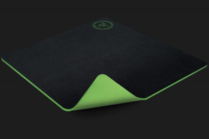 Mouse PAD RAZER, &quot;Gigantus&quot;, gaming, cauciuc si material textil, 455 x 455 x 5 mm, negru, &quot;RZ02-01830200-R3M1&quot;