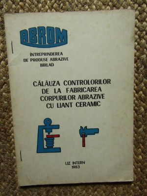 CALAUZA CONTROLORILOR DE LA FABRICAREA CORPURILOR ABRAZIVE CU LIANT CERAMIC foto