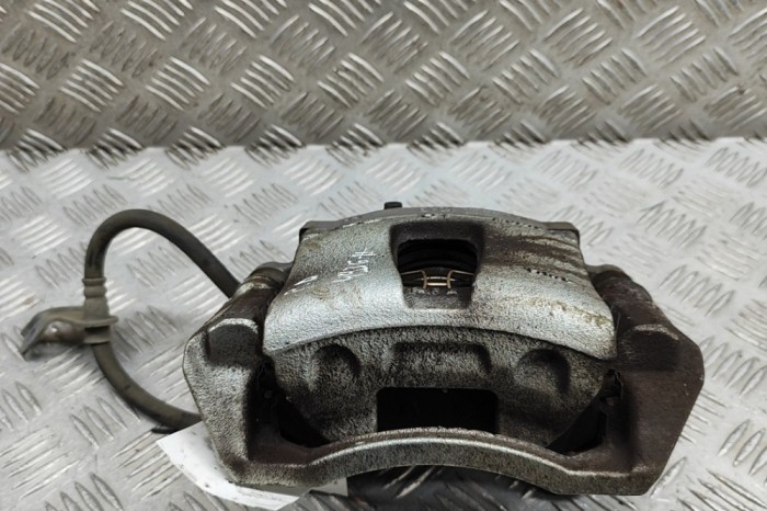 Etrier de fr&acirc;nă dreapta față HYUNDAI KONA 2022 OEM: 58130-K4100 28263931