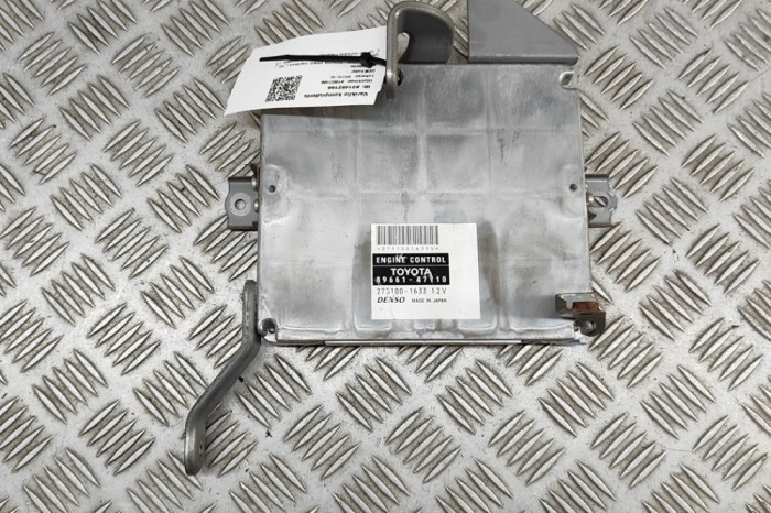 Unitate de control motor TOYOTA PRIUS Hatchback _W2_ 2005 OEM: 89661-47110,275100-1633 | 31492166
