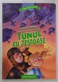 TUNUL CU TESTOASE de BOBBIE PEERS , ilustratii de SANDRA STEFFENSEN , 2021