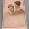 Poza de familie - mama si fica - fotografie veche, perioada regala - foto studio - fotografie anii 1920