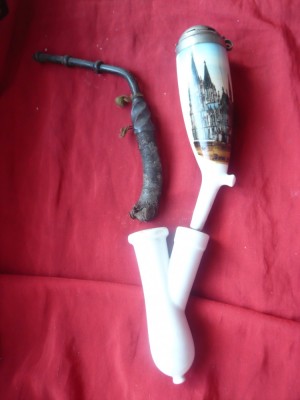 Pipa pt fumat -sfarsit sec.XIX -Portelan pictat Germania 3 segmente :h= 10 ,15cm foto