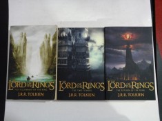 THE LORD OF THE RINGS (STAPANUL INELELOR) - J.R.R.TOLKIEN - 3 volume foto