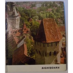 SIGHISOARA , ORASUL - MUZEU de VASILE DRAGUT , 1966