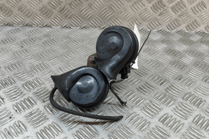 Claxon VW BEETLE Cabrio 1Y7 2004 OEM: 1C0951223 | 28956140
