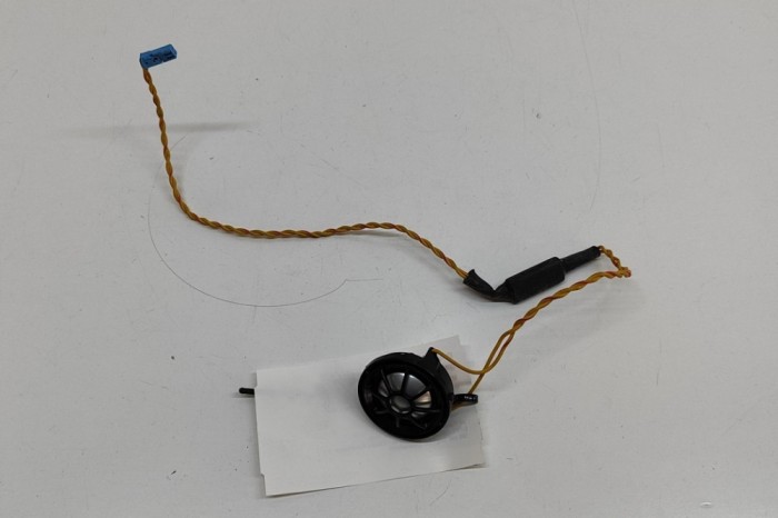 Difuzor ușă st&acirc;nga față BMW 3 F30, F80 2017 OEM: 9226357 | 31541347