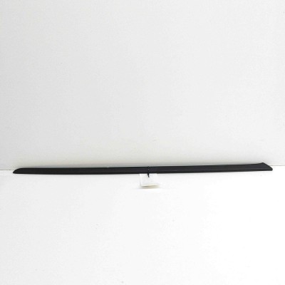 Ornament vertical parbriz st&amp;acirc;nga AUDI Q4 SUV F4B 2021 OEM: 89A854327 foto