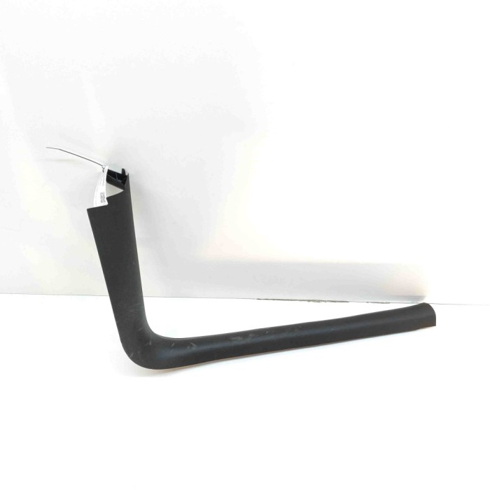 Ornament prag interior dreapta față TESLA MODEL Y 2023 OEM: 1494620-01-D