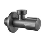 Robinet colțar 02 1/2" x 3/4" Titan