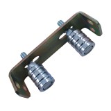 Ghidaj reglabil pentru poarta culisanta, cu 2 role metalice de &Oslash; 31 mm, placa 170 x 45 mm