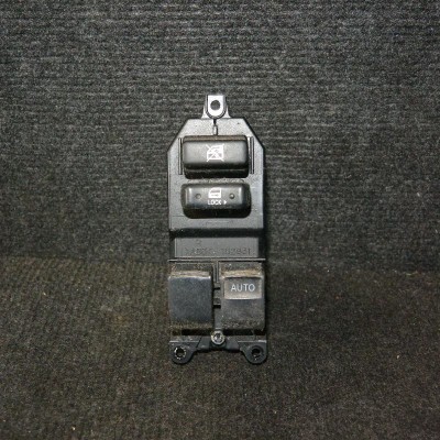 Buton geam ușă dreapta față TOYOTA YARIS _P9_ 2008 OEM: 192831969-0B89 1537826 foto