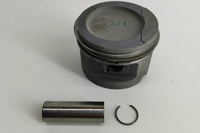 Piston AUDI 100 Avant 4A, C4 1991 OEM: 054107071 24320178 foto